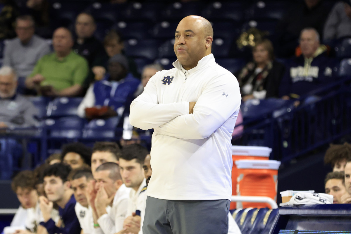 notre dame head coach, Micah Shrewsberry